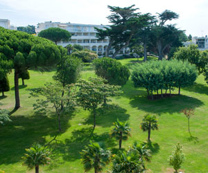 LA BAULE